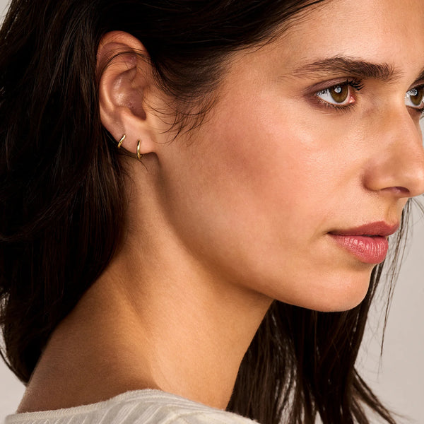 14 karaat geelgouden oorstekers - Blush - 7221YGO