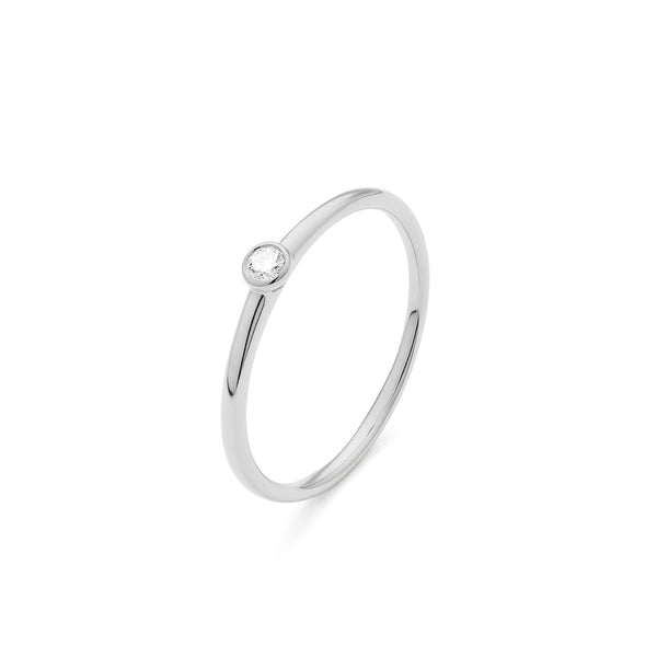 Solitair ring met diamant in rondzetting