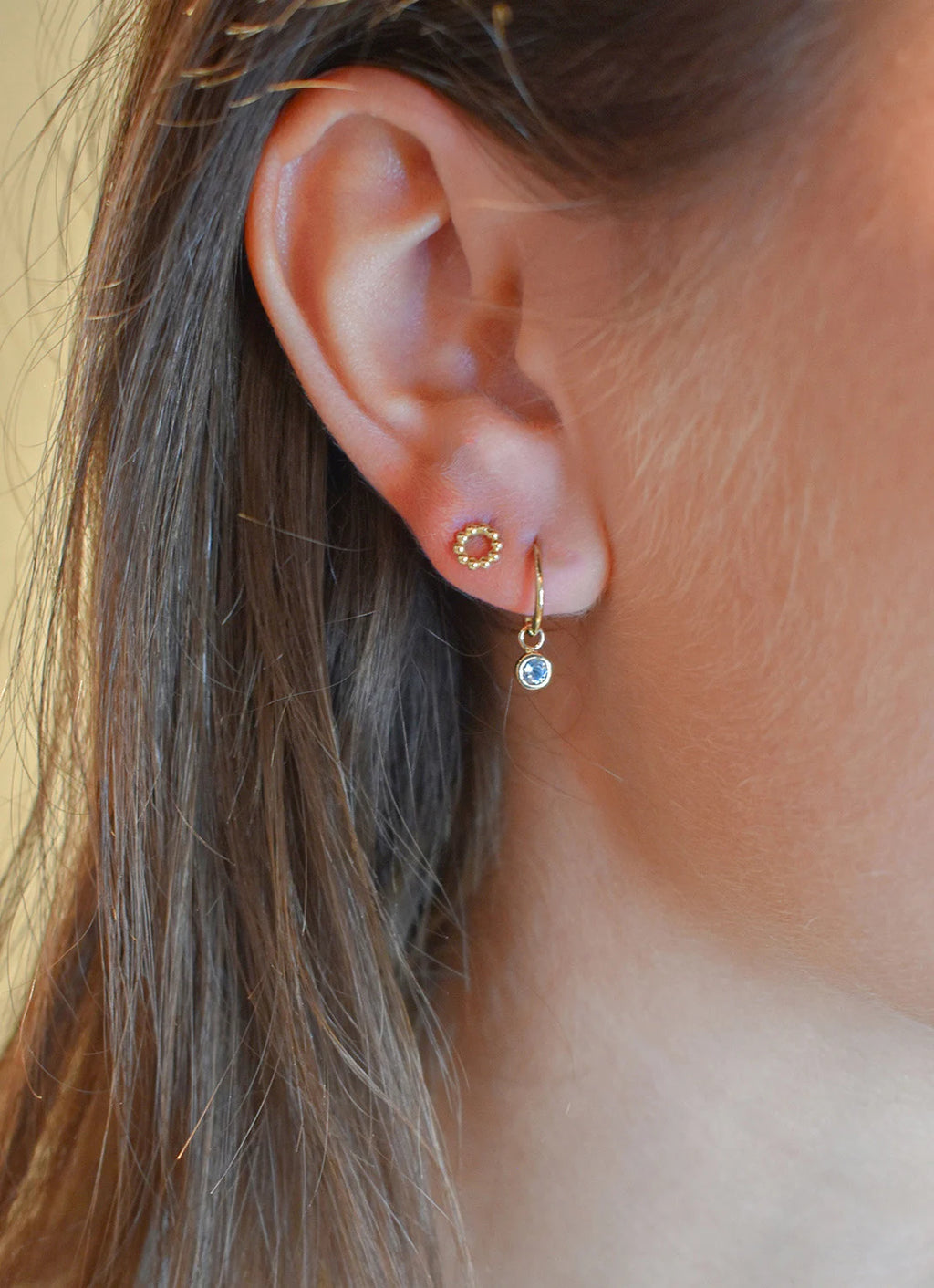 bubbly-circle-studs-14-karaat-goud