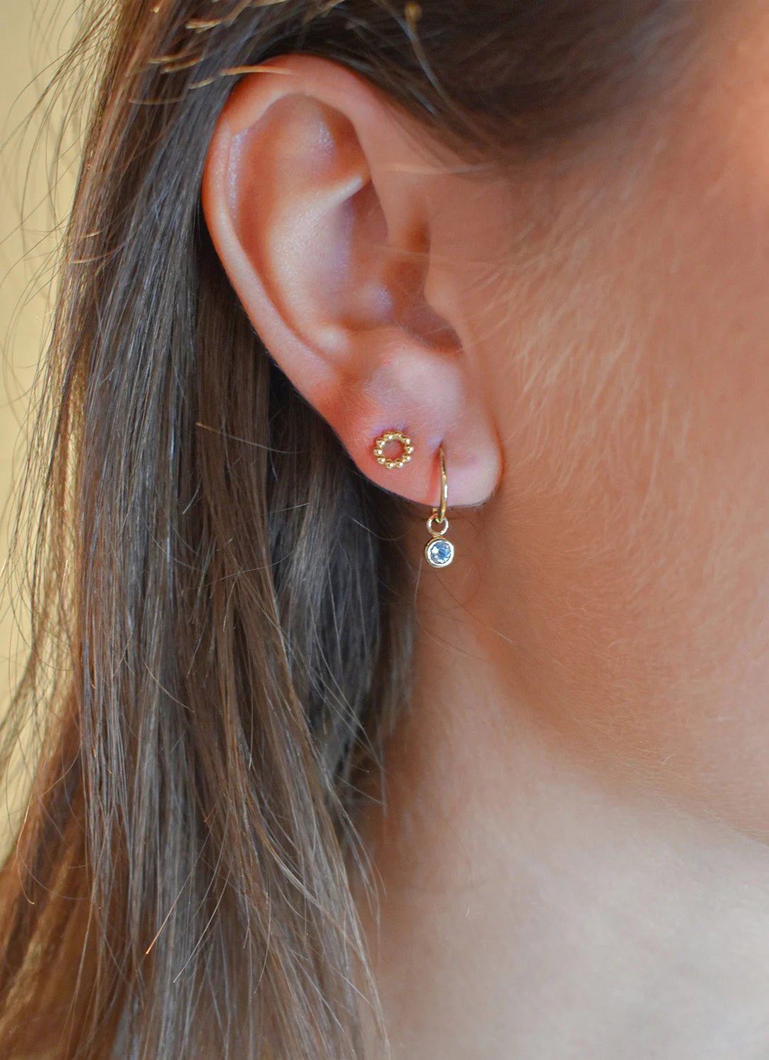 bubbly-circle-studs-14-karaat-goud