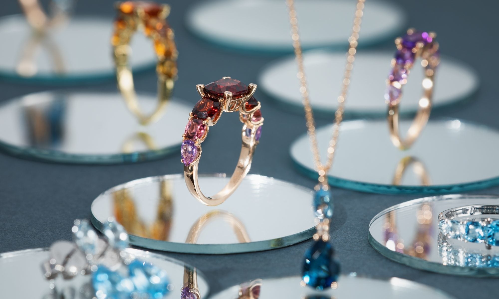 IRIS-FOTO-INTERNA-COLLEZIONE-2000x1200